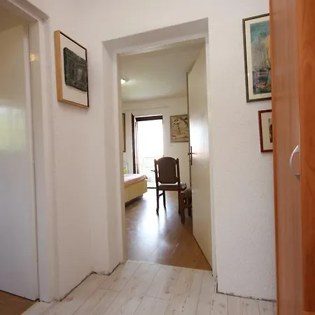 Opric 7756d * Opatija