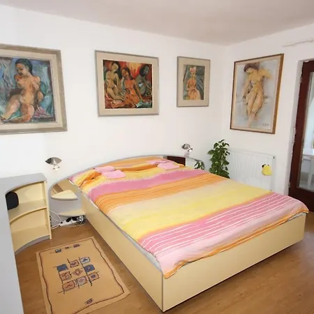 Opric 7756d * Opatija